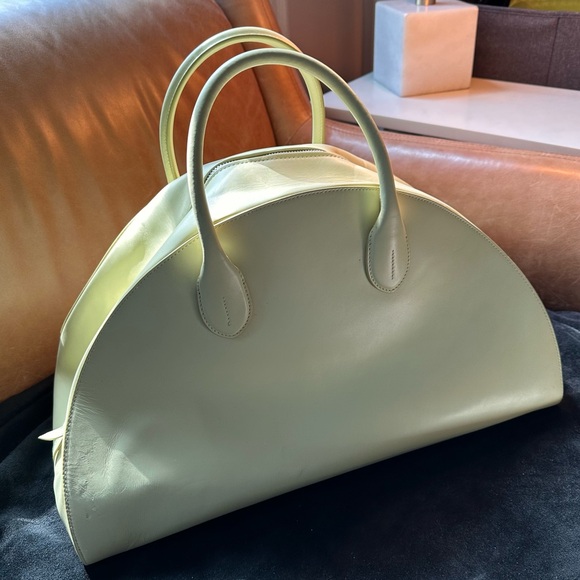 Calvin Klein runway designer collection leather yellow bowling bag studio luxury - Picture 3 of 17